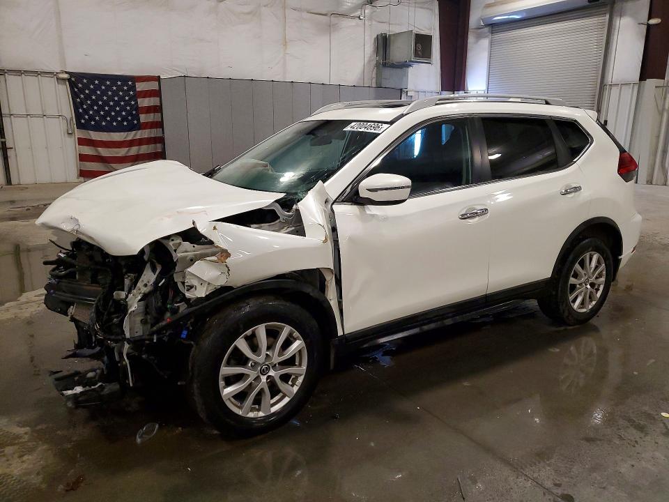2017 NISSAN ROGUE — VIN 5N1AT2MV7HC892279