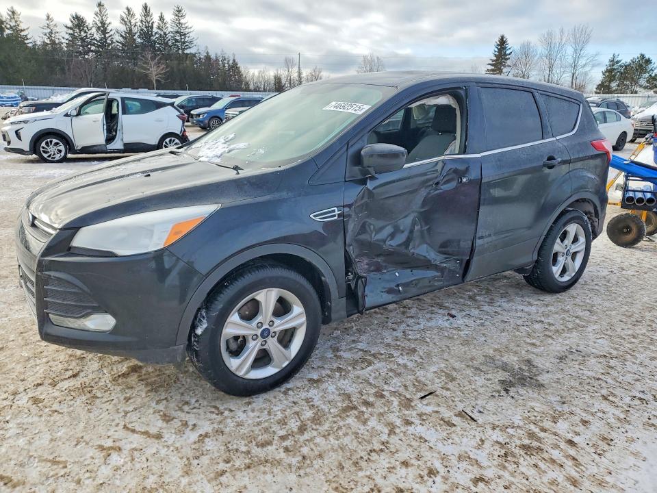 2015 FORD ESCAPE SE — VIN 1FMCU9GX2FUB85383