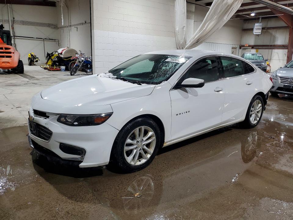 2016 CHEVROLET MALIBU LT — VIN 1G1ZE5ST2GF340084