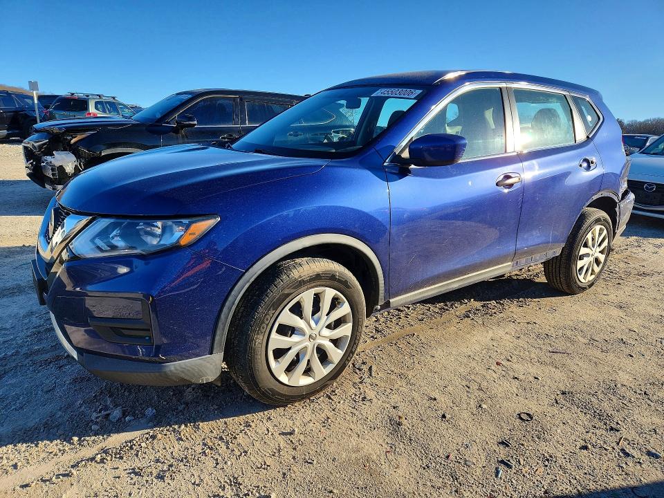2018 NISSAN ROGUE — VIN KNMAT2MV6JP573569