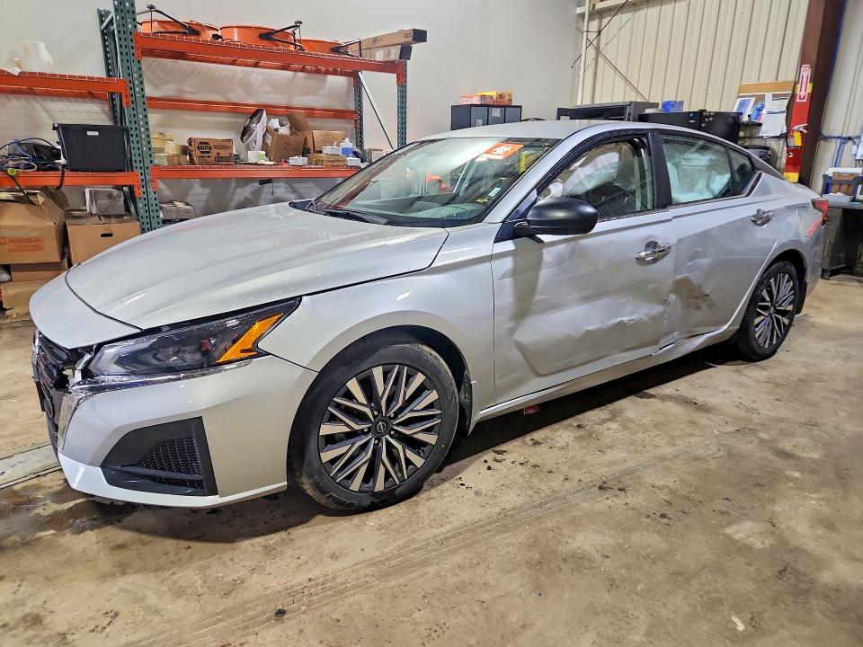 2024 NISSAN ALTIMA SV — VIN 1N4BL4DV1RN330023