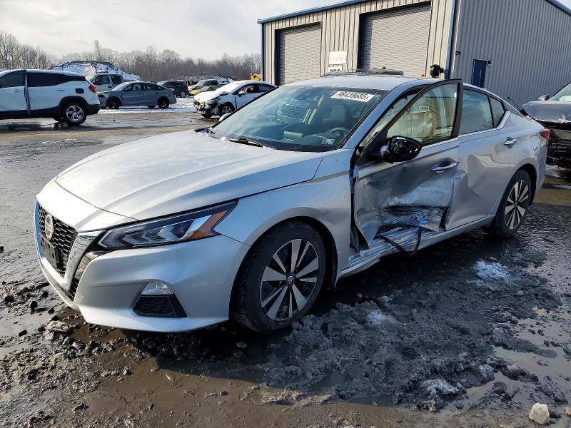 2022 NISSAN ALTIMA SV — VIN 1N4BL4DV7NN400313