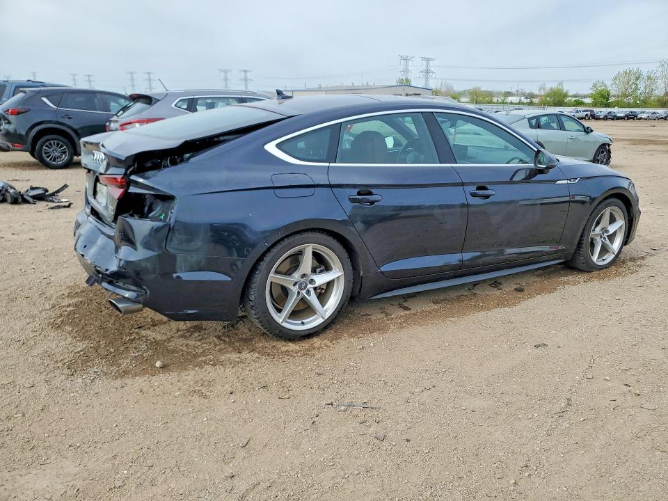 WAUENCF54JA050422