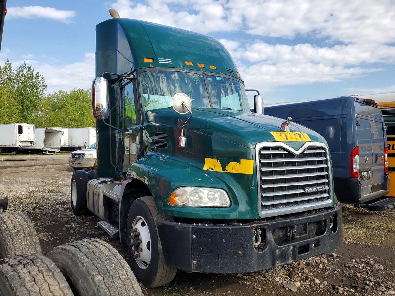 2018 MACK 600 — VIN 1M1AW01X9JM010552