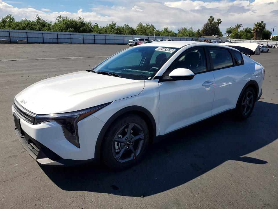 2026 KIA K4 — VIN 3KPFT4DE1TE269070