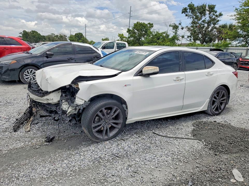 2018 ACURA TLX — VIN 19UUB2F61JA008110