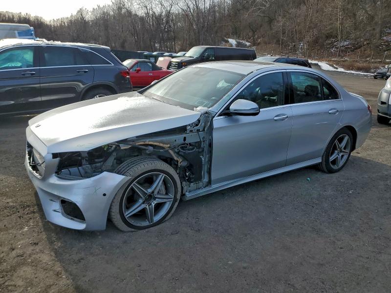 2018 MERCEDES-BENZ E 300 4MAT — VIN WDDZF4KBXJA423245
