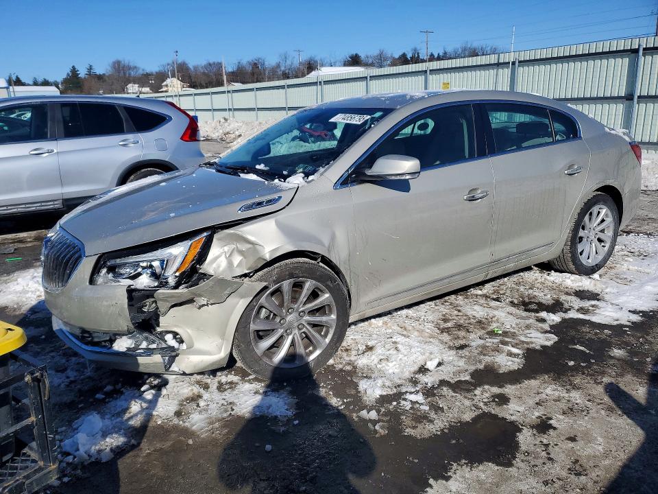 2015 BUICK LACROSSE — VIN 1G4GB5G38FF157332