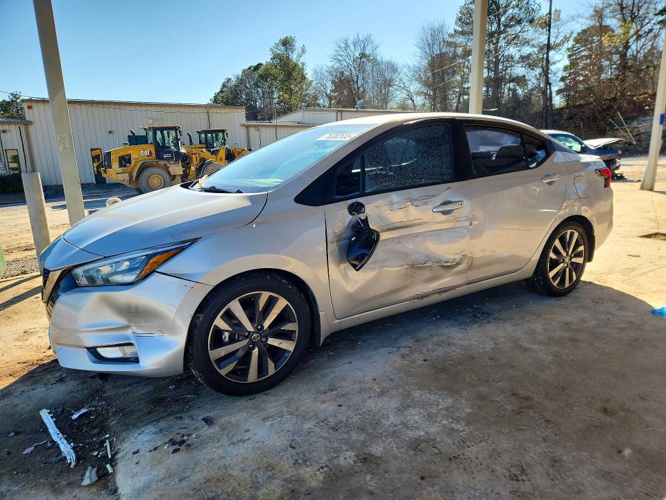 2021 NISSAN VERSA SR — VIN 3N1CN8FV8ML807670