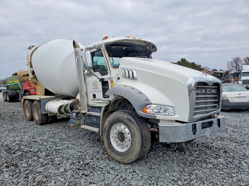2018 MACK 800 — VIN 1M2AX13C6JM041699