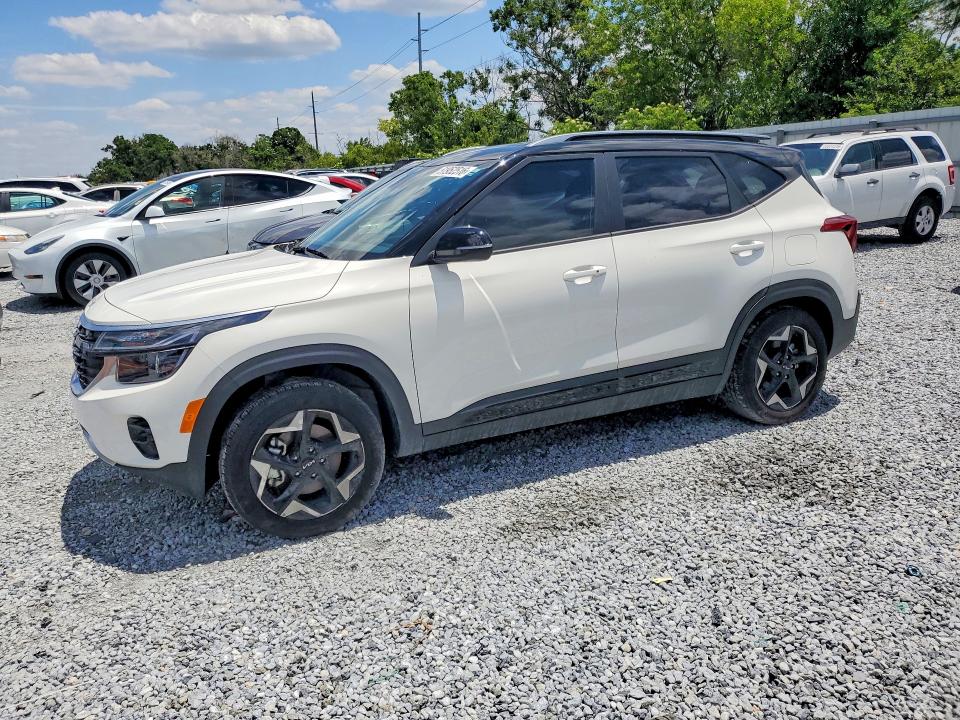 KNDEUCAAXT7853018