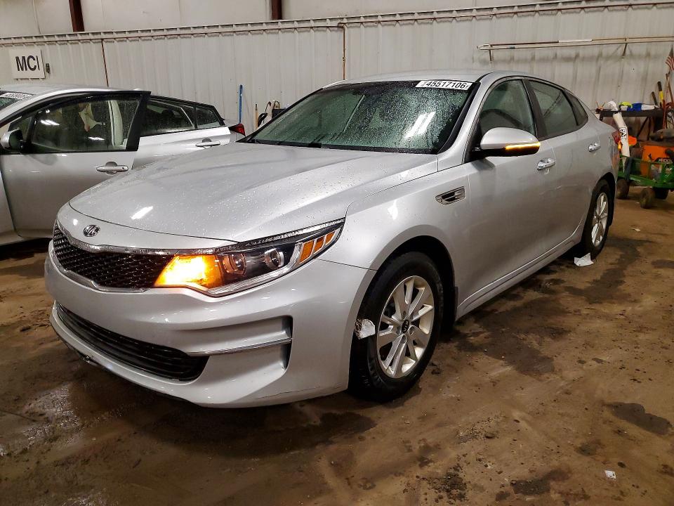 2017 KIA OPTIMA — VIN 5XXGT4L31HG148834