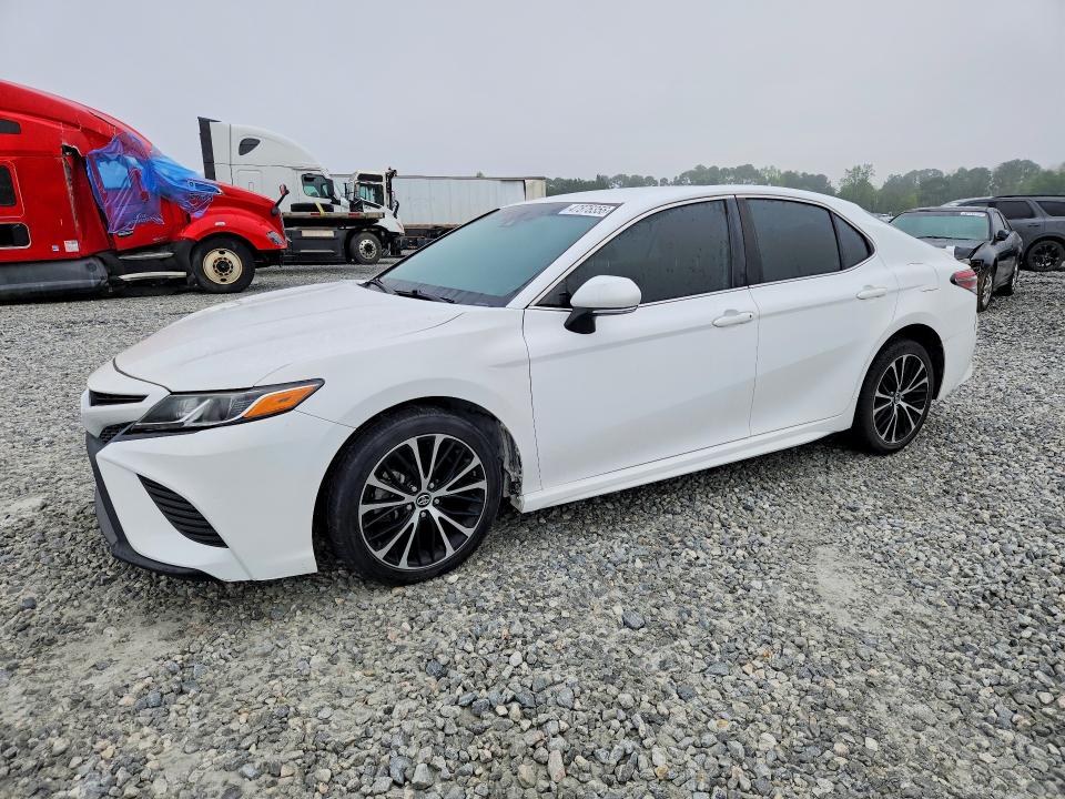 2019 TOYOTA CAMRY SE — VIN 4T1B11HK6KU772270
