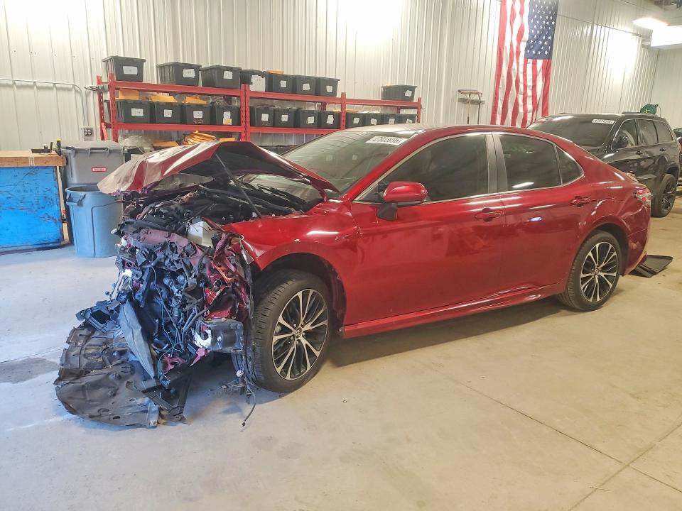 2018 TOYOTA CAMRY — VIN 4T1B11HK2JU521258