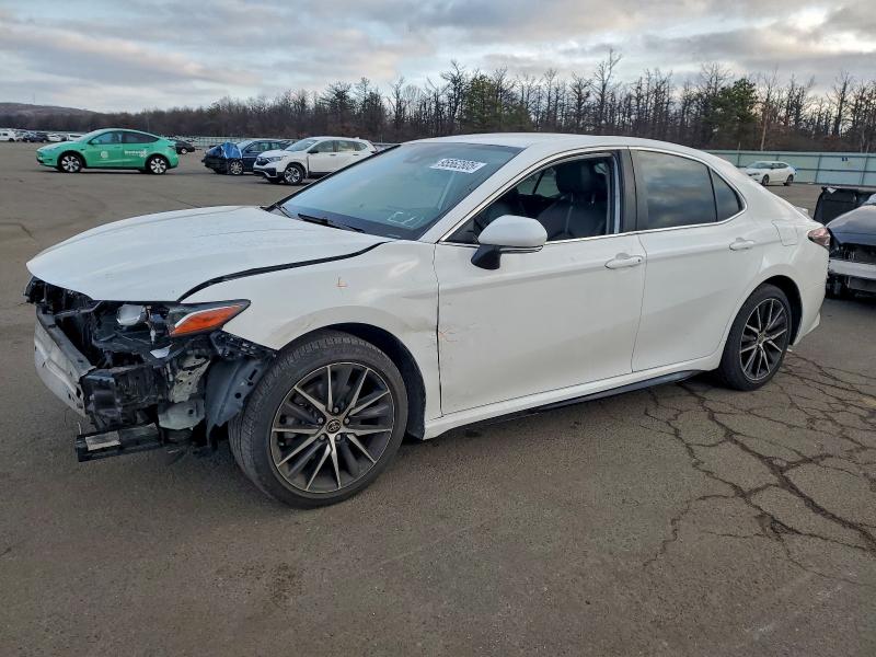 2022 TOYOTA CAMRY SE — VIN 4T1G11AK3NU624632
