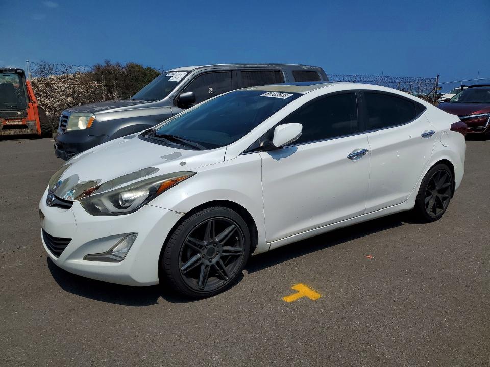 2015 HYUNDAI ELANTRA — VIN 5NPDH4AE8FH559433