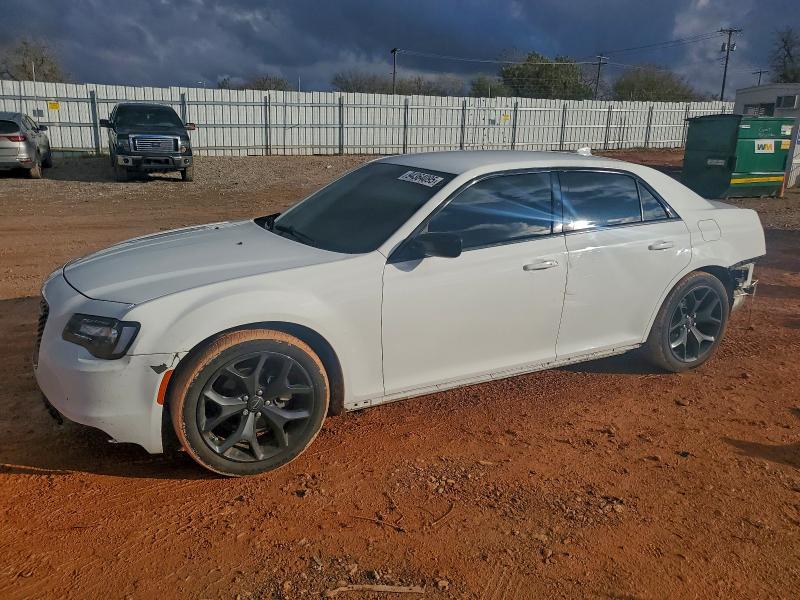 2022 CHRYSLER 300 TOURIN — VIN 2C3CCAAG7NH107561
