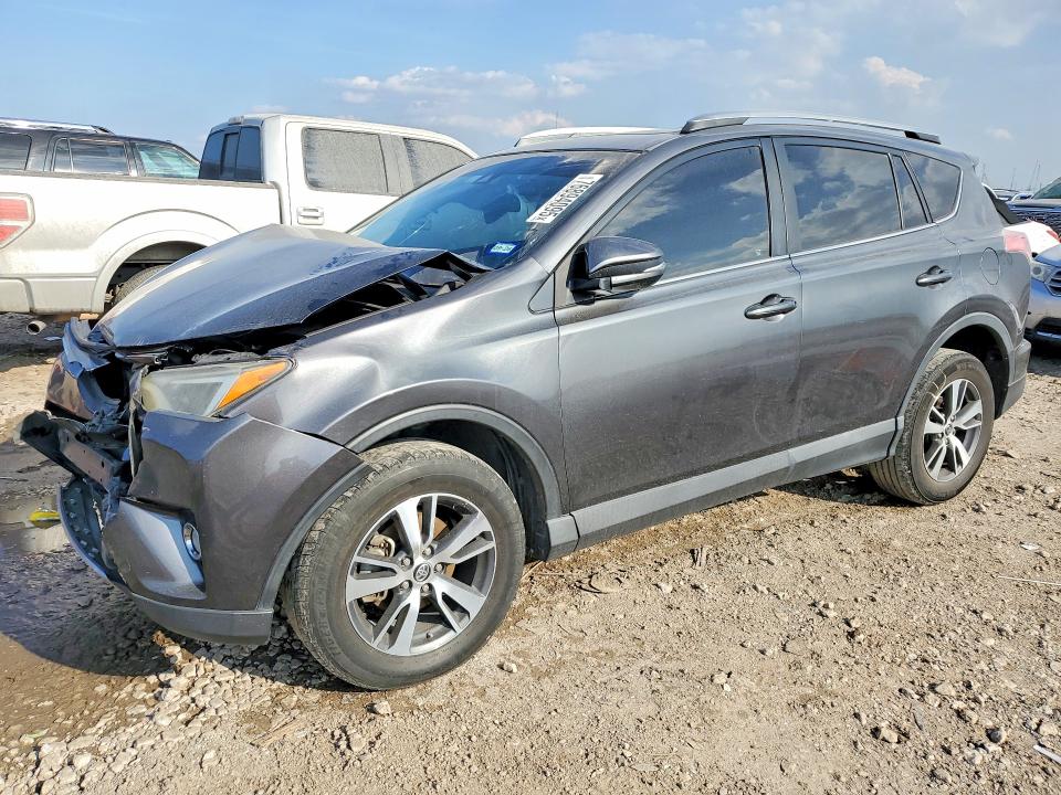 2018 TOYOTA RAV4 — VIN JTMWFREV3JJ152626