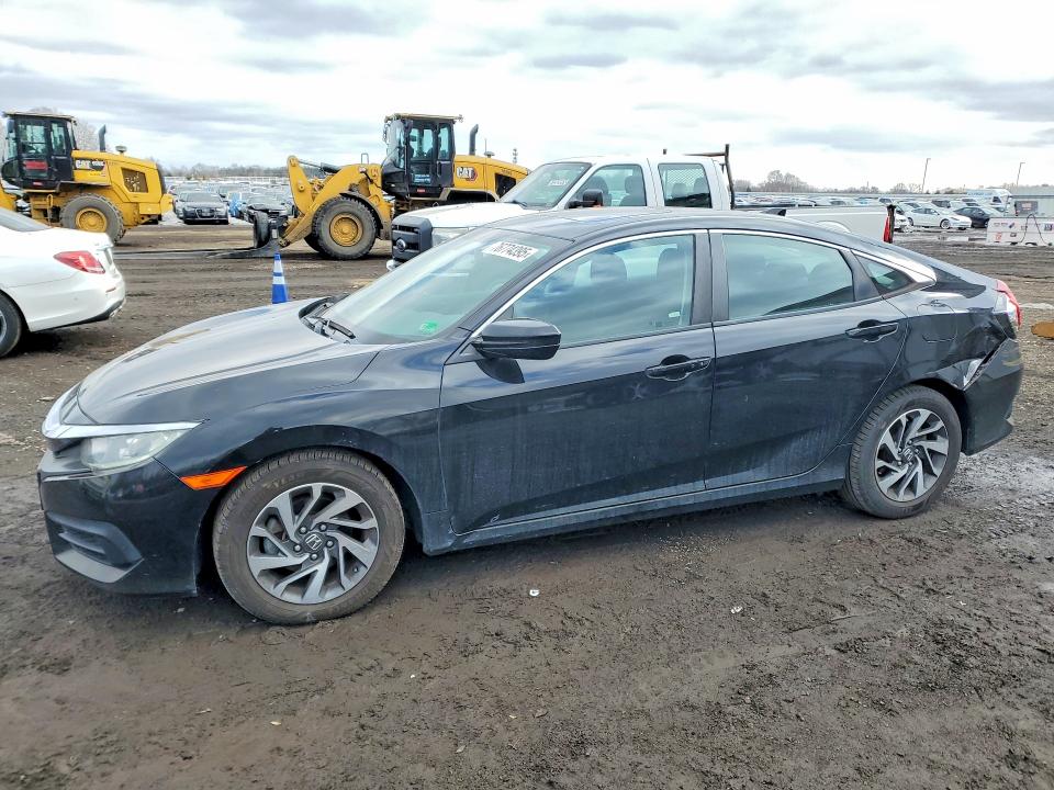 2017 HONDA CIVIC — VIN 2HGFC2F75HH568125
