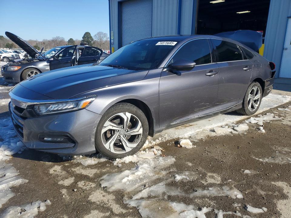 2018 HONDA ACCORD — VIN 1HGCV1F54JA119786