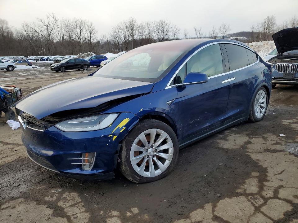 2020 TESLA MODEL X — VIN 5YJXCBE27LF301351