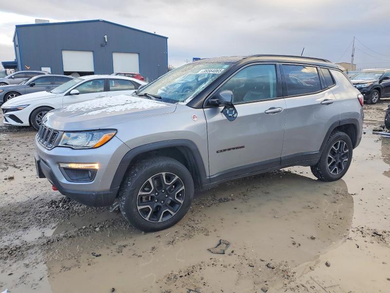 2019 JEEP COMPASS — VIN 3C4NJDDB2KT721545