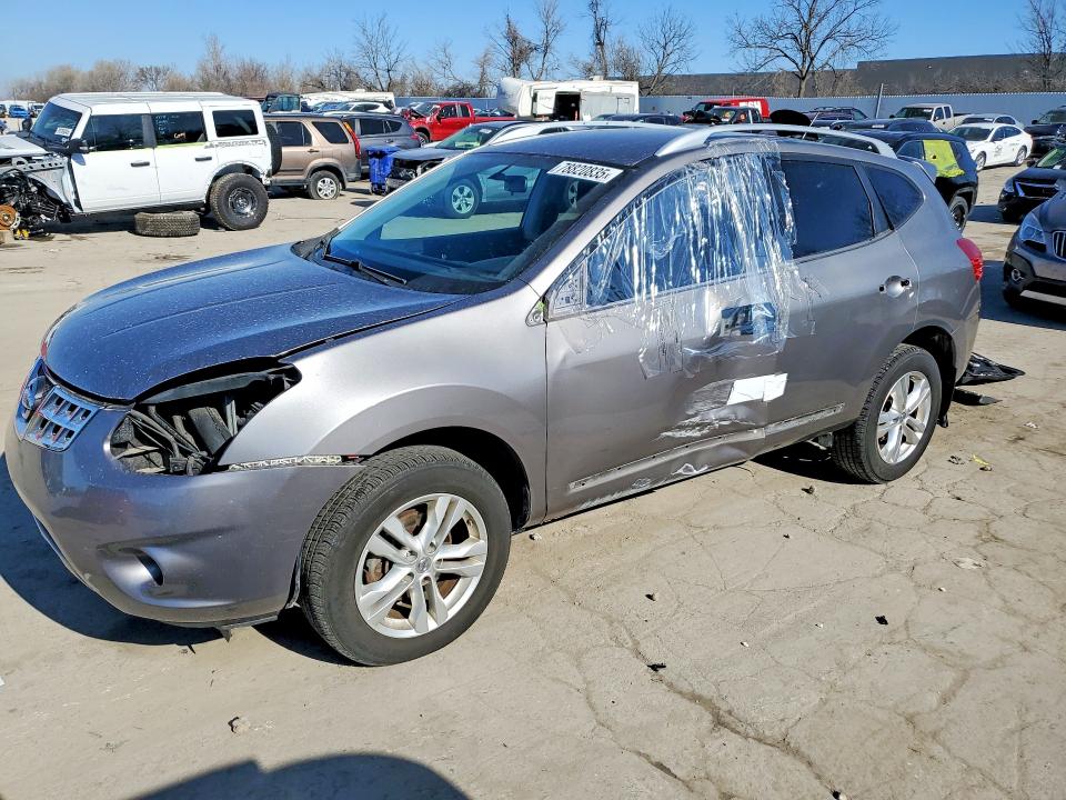 2015 NISSAN ROGUE SELECT — VIN JN8AS5MV1FW251332