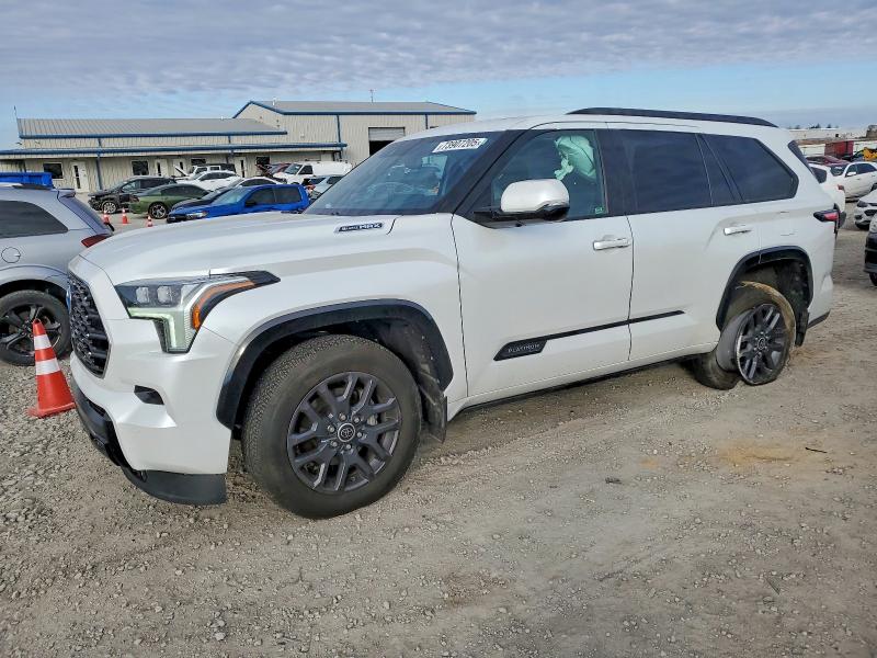2023 TOYOTA SEQUOIA — VIN 7SVAAABA5PX009913