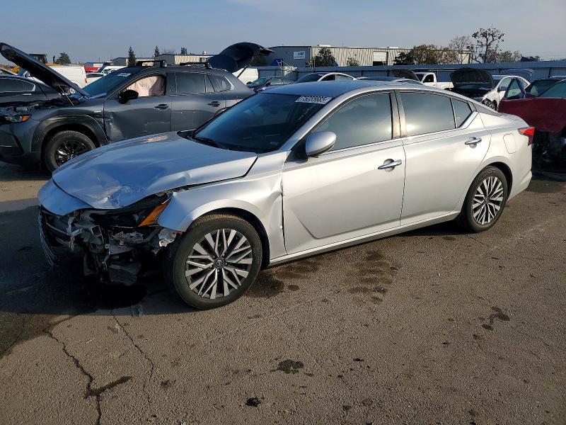 2023 NISSAN ALTIMA SV — VIN 1N4BL4DV5PN319507