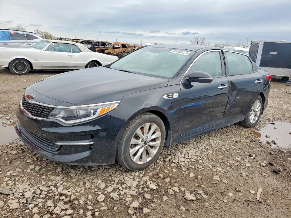 2018 KIA OPTIMA — VIN 5XXGT4L30JG267058