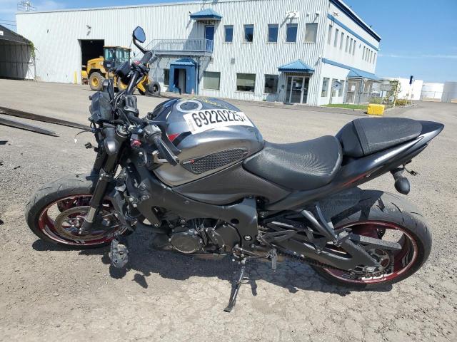 JS1GT7AB2L7100301
