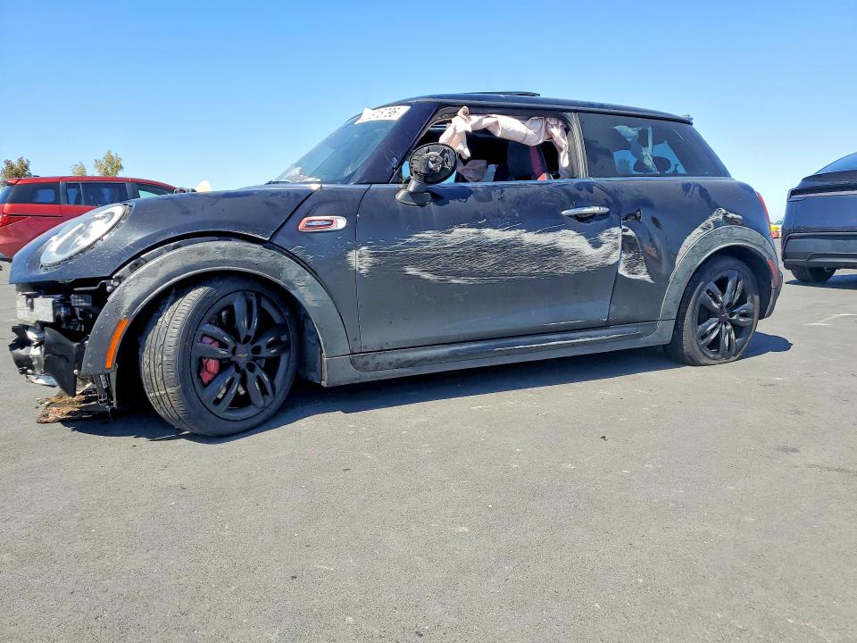 2017 MINI COOPER — VIN WMWXM9C3XH2G49365
