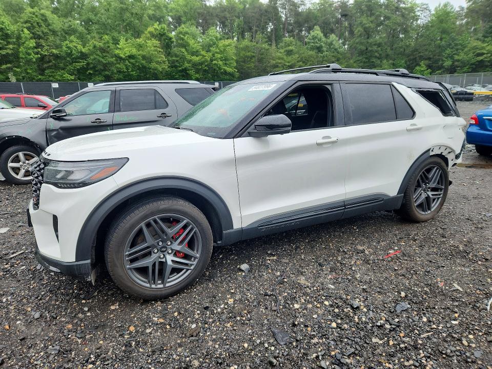 2025 FORD EXPLORER 4 — VIN 1FMWK8GC7SGA11263