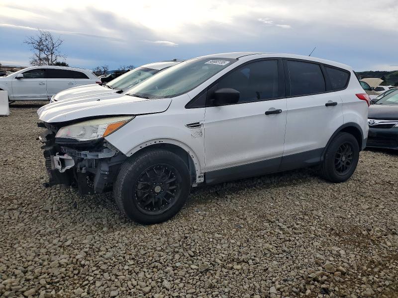 2015 FORD ESCAPE S — VIN 1FMCU0F79FUB81490