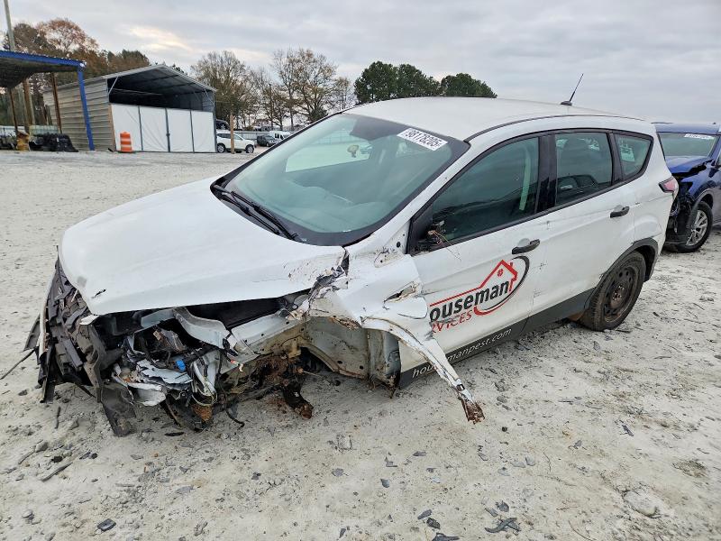 2018 FORD ESCAPE S — VIN 1FMCU0F7XJUA35799