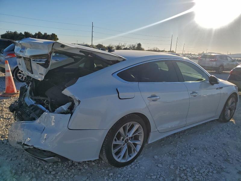 WAUCBCF54NA026501