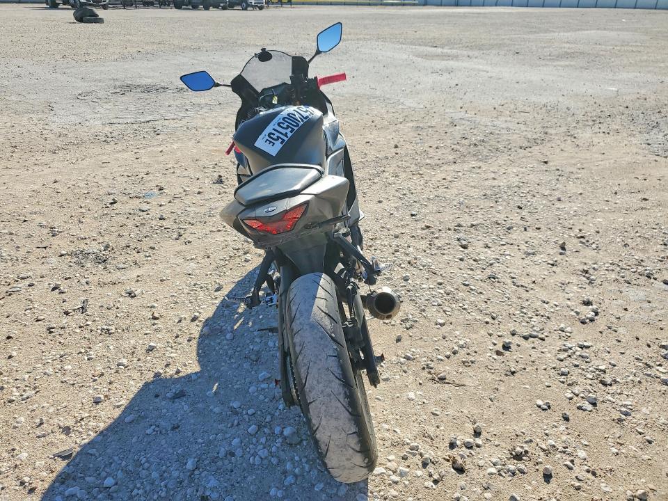 MH3RH17Y1KK001765