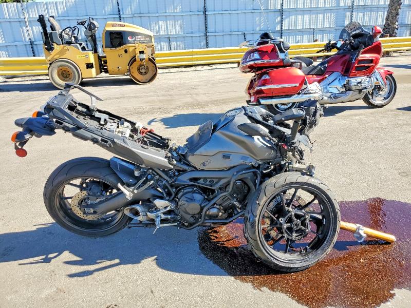 2015 YAMAHA FJ09 — VIN JYARN37Y4FA000037