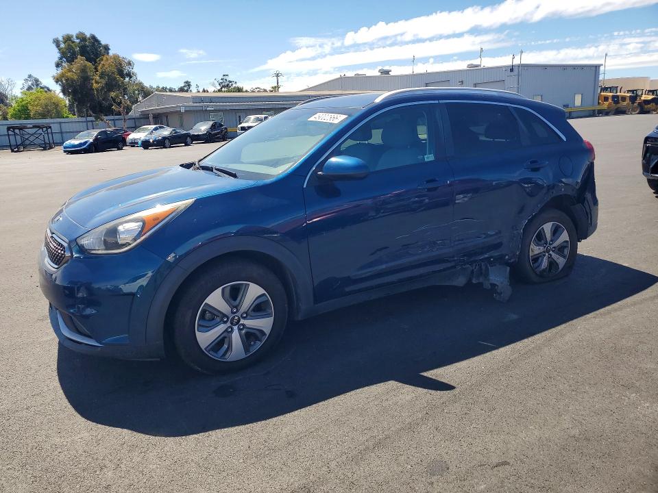 2018 KIA NIRO — VIN KNDCB3LC1J5210657
