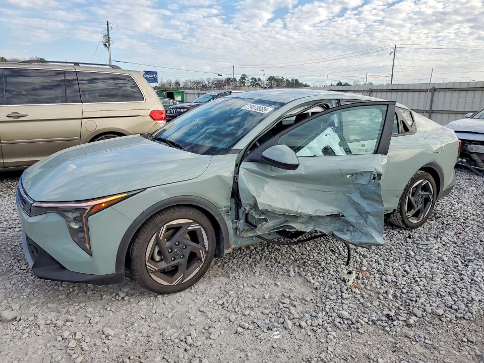 2025 KIA K4 — VIN 3KPFU4DE2SE155865
