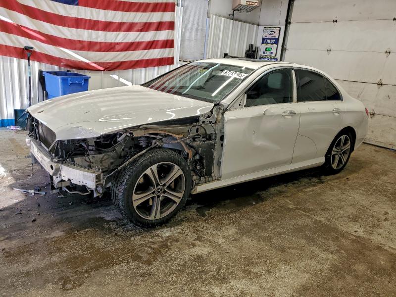 2018 MERCEDES-BENZ E 300 4MAT — VIN WDDZF4KB1JA303995