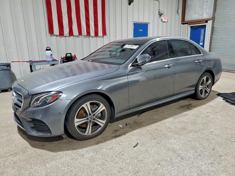 2018 MERCEDES-BENZ E 300 4MAT — VIN WDDZF4KB8JA418156