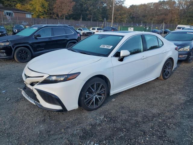 2022 TOYOTA CAMRY SE — VIN 4T1T11AK2NU718435