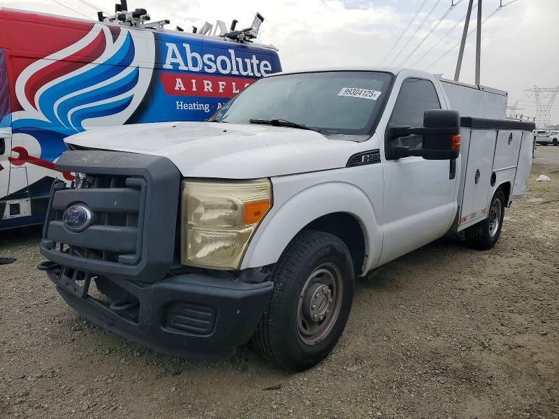 2015 FORD F250 SUPER — VIN 1FTBF2A69FEA28008