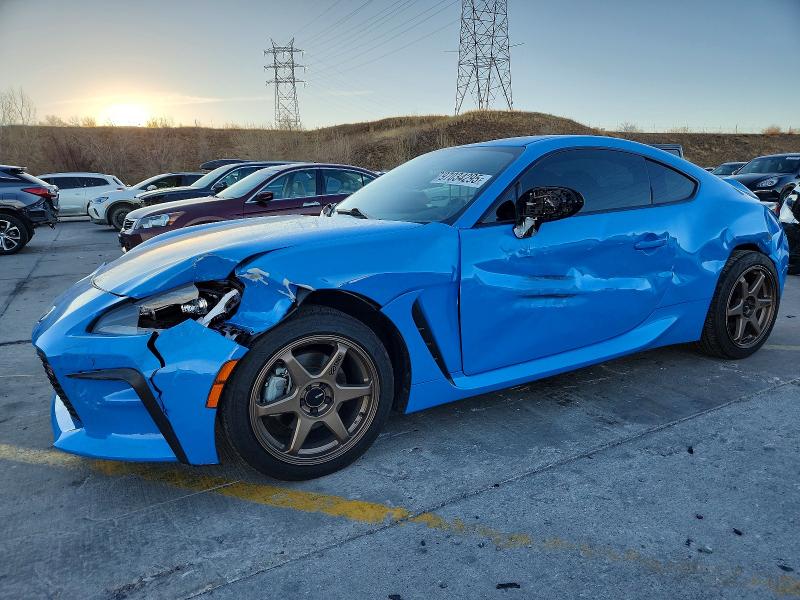 JF1ZNBE15P9758594