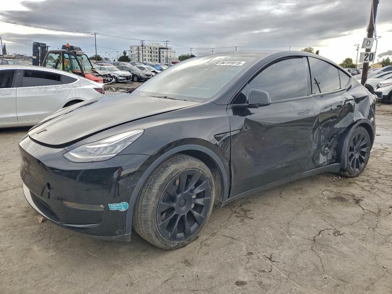2021 TESLA MODEL Y — VIN 5YJYGDEE0MF303734
