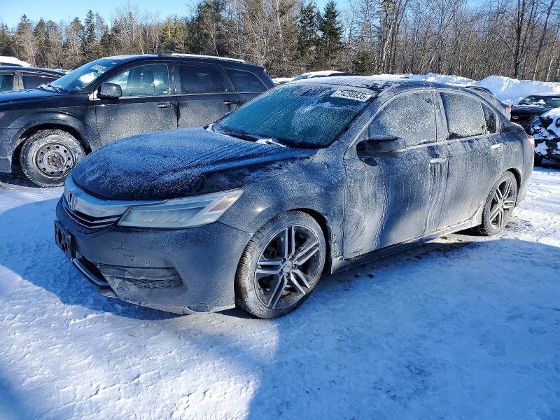 2017 HONDA ACCORD — VIN 1HGCR2F08HA807153