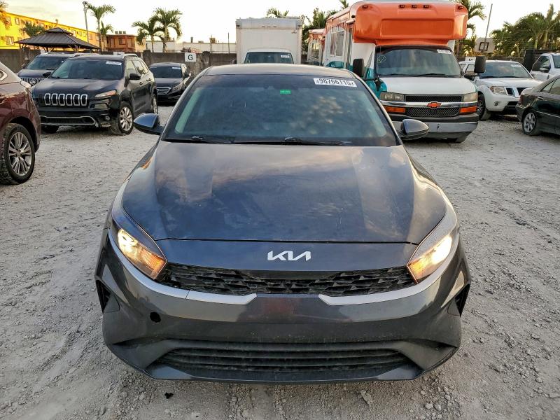 3KPF24AD2PE514527