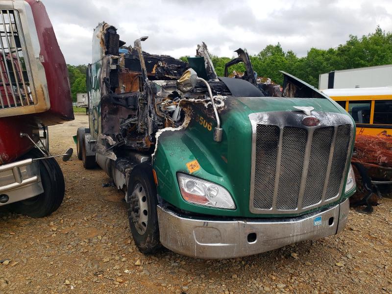 2016 PETERBILT 579 — VIN 1XPBD49X2GD292370