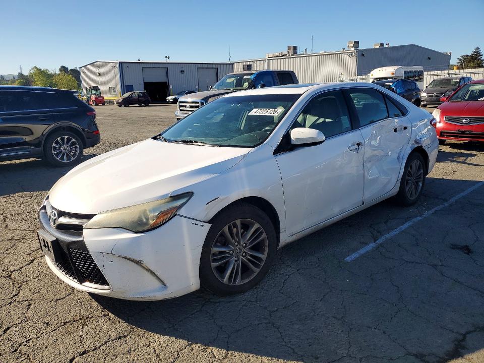 2015 TOYOTA CAMRY — VIN 4T1BF1FK9FU014563